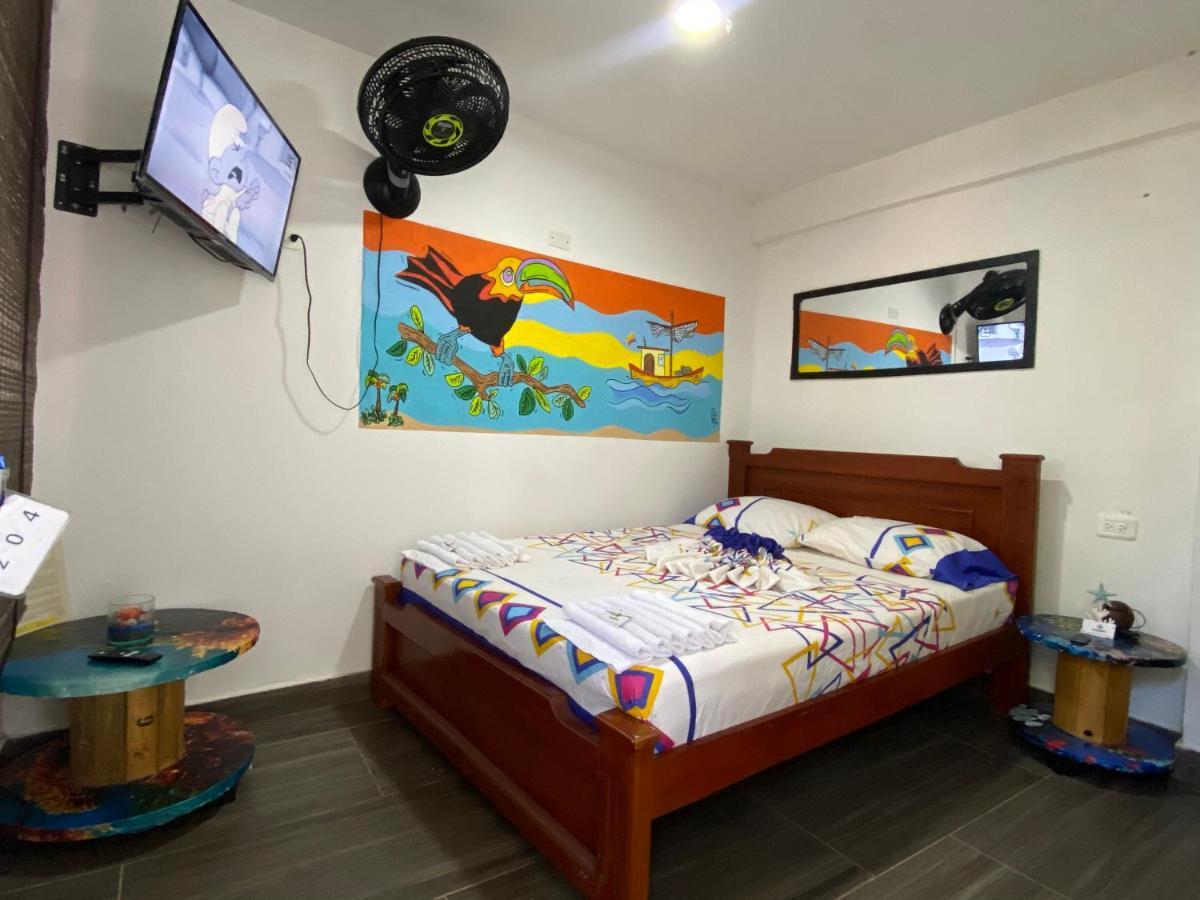 Acuarios Hostal Playa Ladrilleros Esterno foto